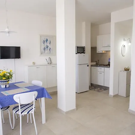 Apartment Lo Scoglietto *